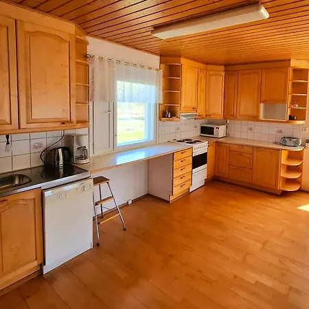 Haerkoeniemen Moekki Chalet *