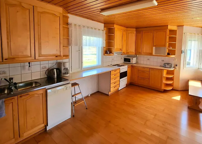 Haerkoeniemen Moekki 木屋 *